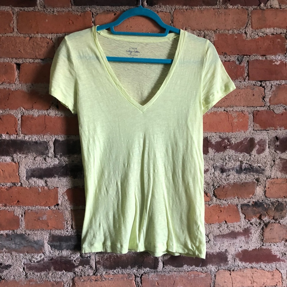 Bright light green t vneck shirt